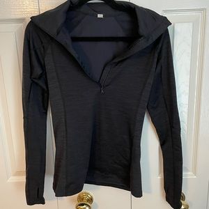 Women’s Under Armour quarter zip pullover jacket